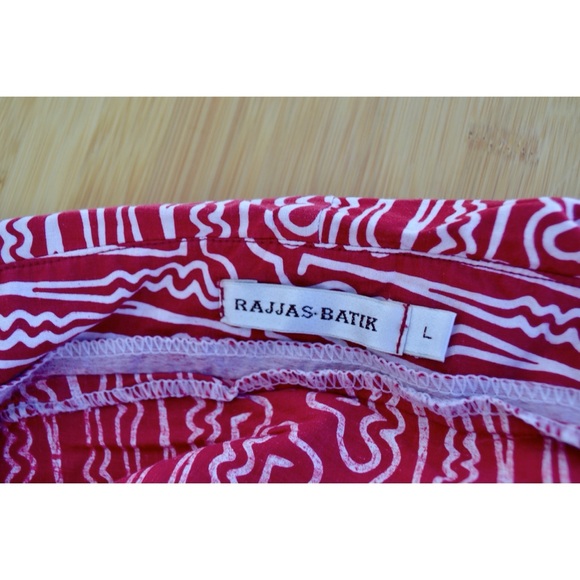 Stunning Rajjas Batik red kimono - Picture 3 of 4